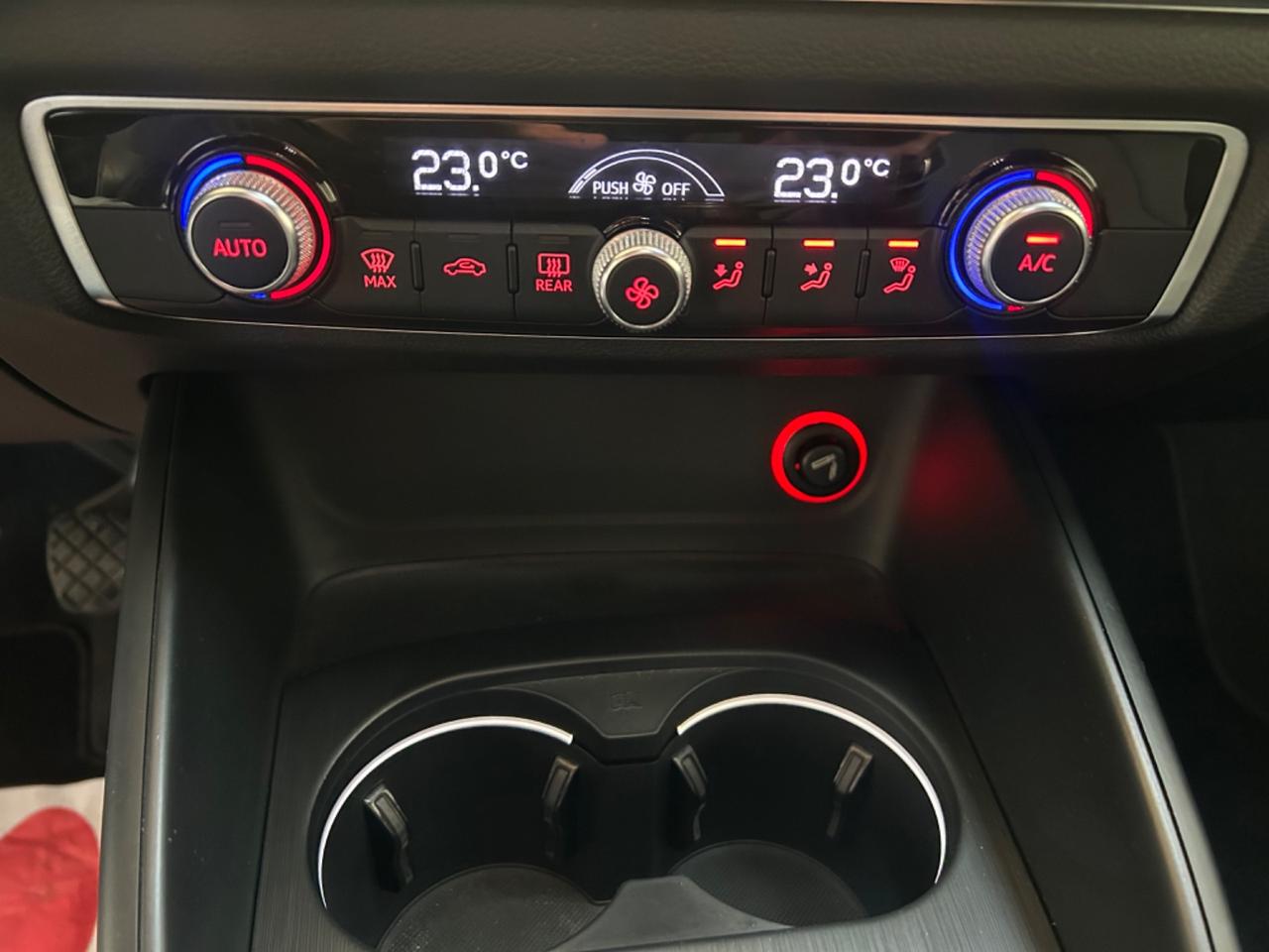 Audi A3 SPB 2.0 TDI S-LINE