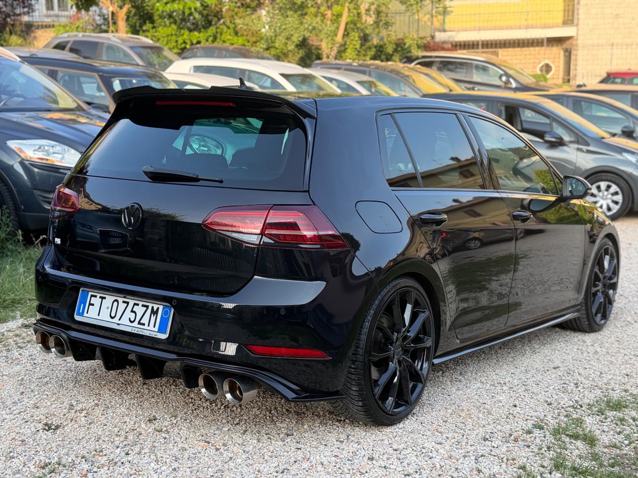 Volkswagen GOLF R LOOK FULLOPT TOTAL BLACK