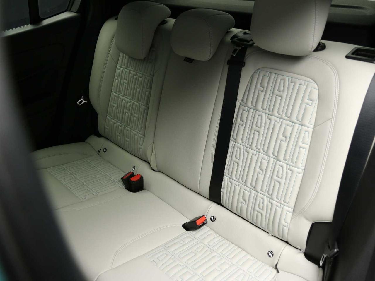 Fiat 600 1.2 136CV(145CV) Hybrid MHEV DCT L #10526