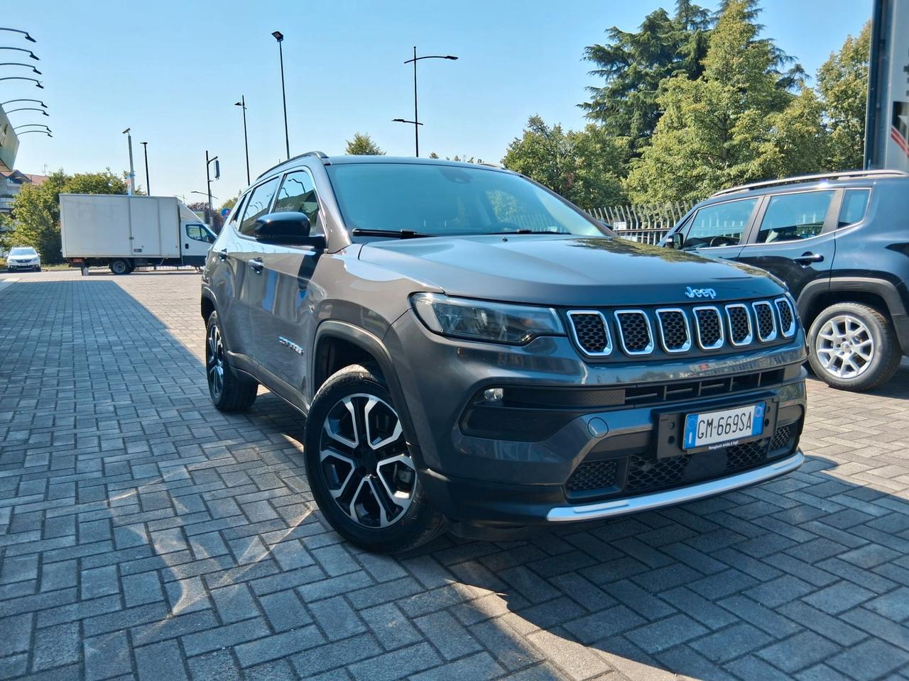 Jeep Compass 1.3 turbo t4 phev Limited 4xe auto GOMME NUOVE !!