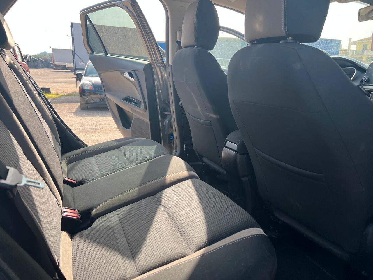 Fiat Tipo 1.6 Mjt S&S DCT SW Lounge