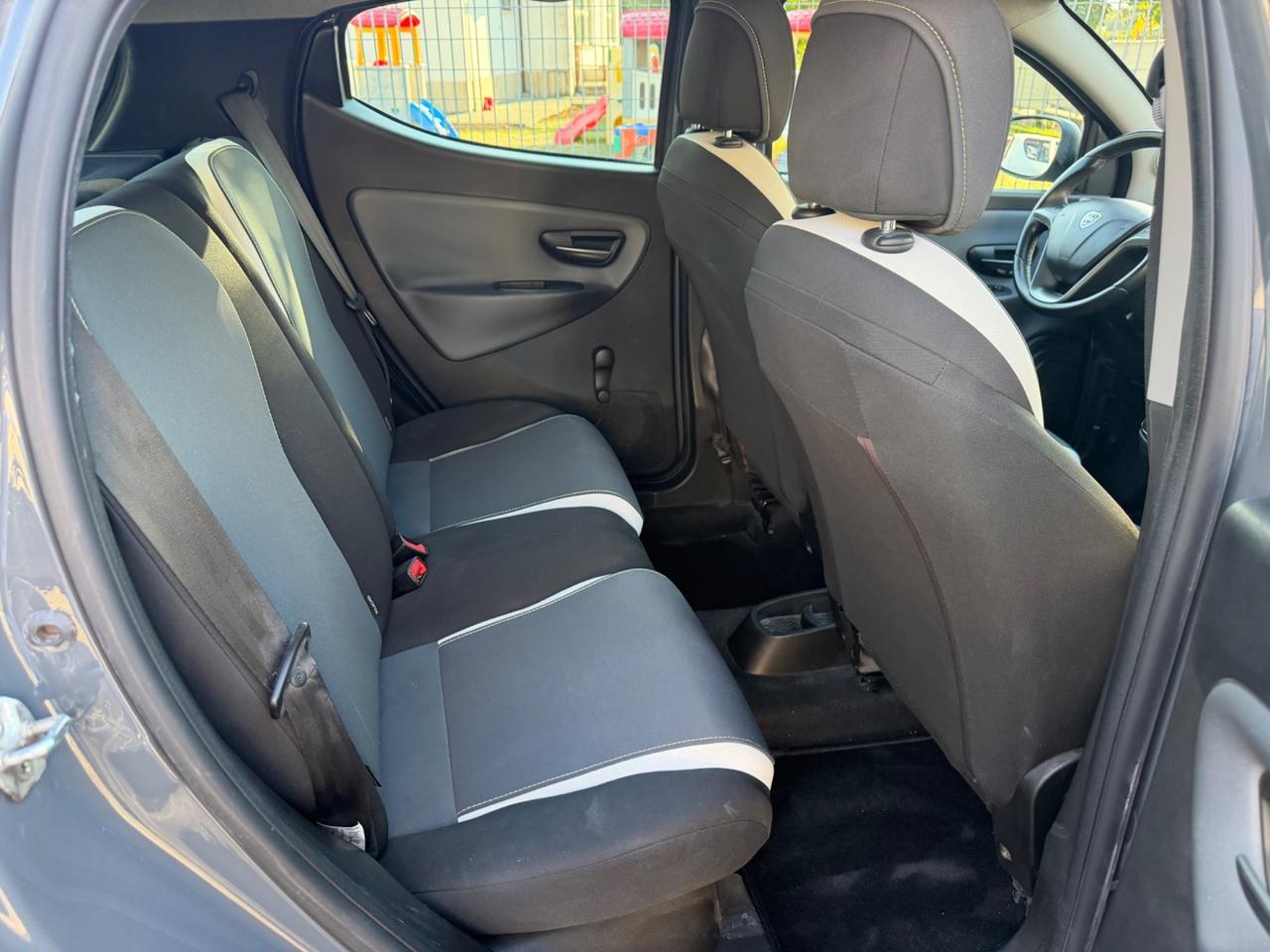 Lancia Ypsilon 1.3 MJT 16V 95 CV 5 porte S&S Elle