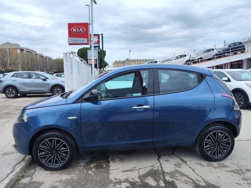 Lancia Ypsilon 1.0 FireFly 5 porte S&S Hybrid Alberta Ferretti