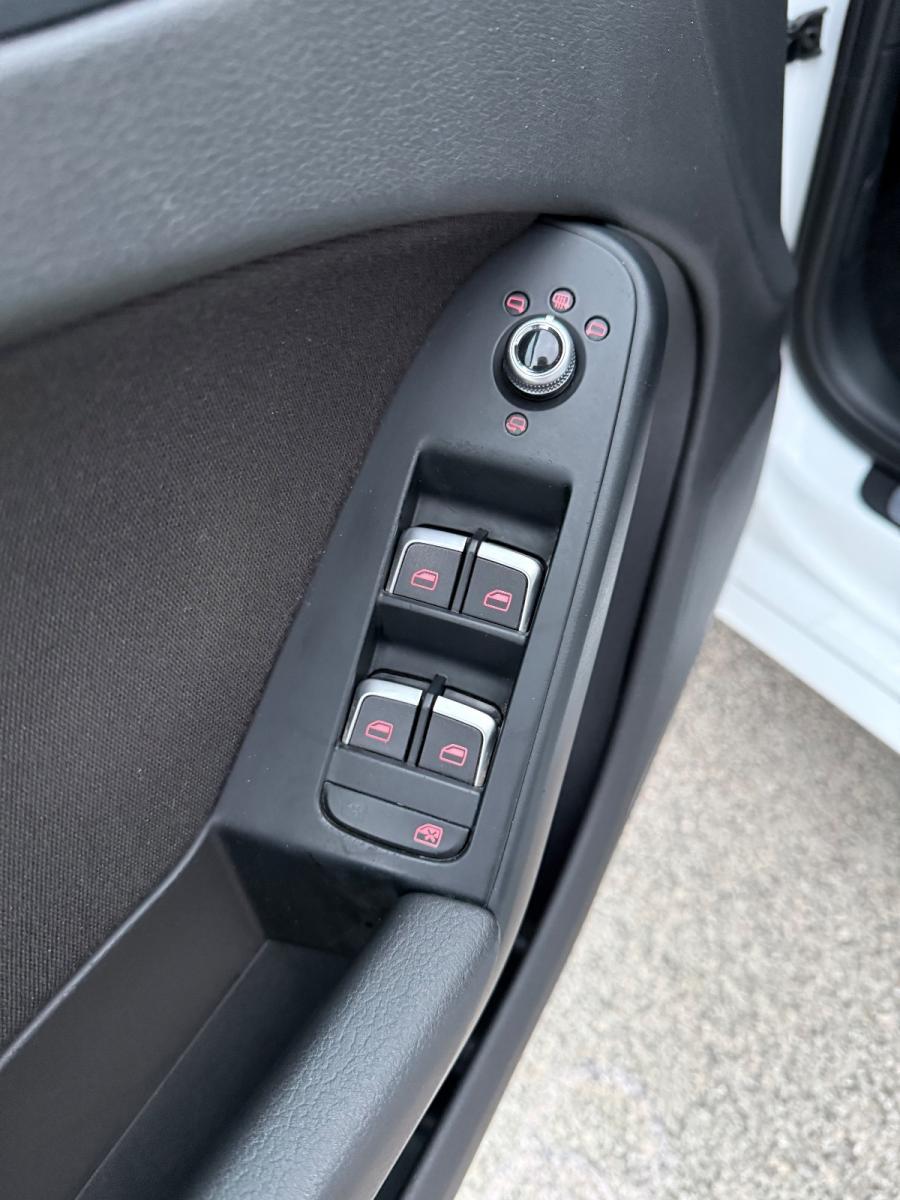 AUDI - A4 Avant - 2.0 TDI ultra 163CV Advanced S-line