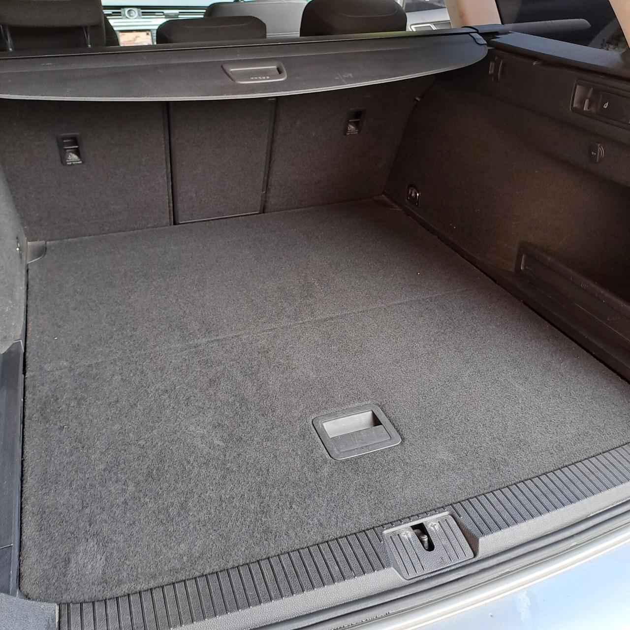 VW PASSAT 2.0TDI UNICO PROPRIETARIO - TENUTA BENE