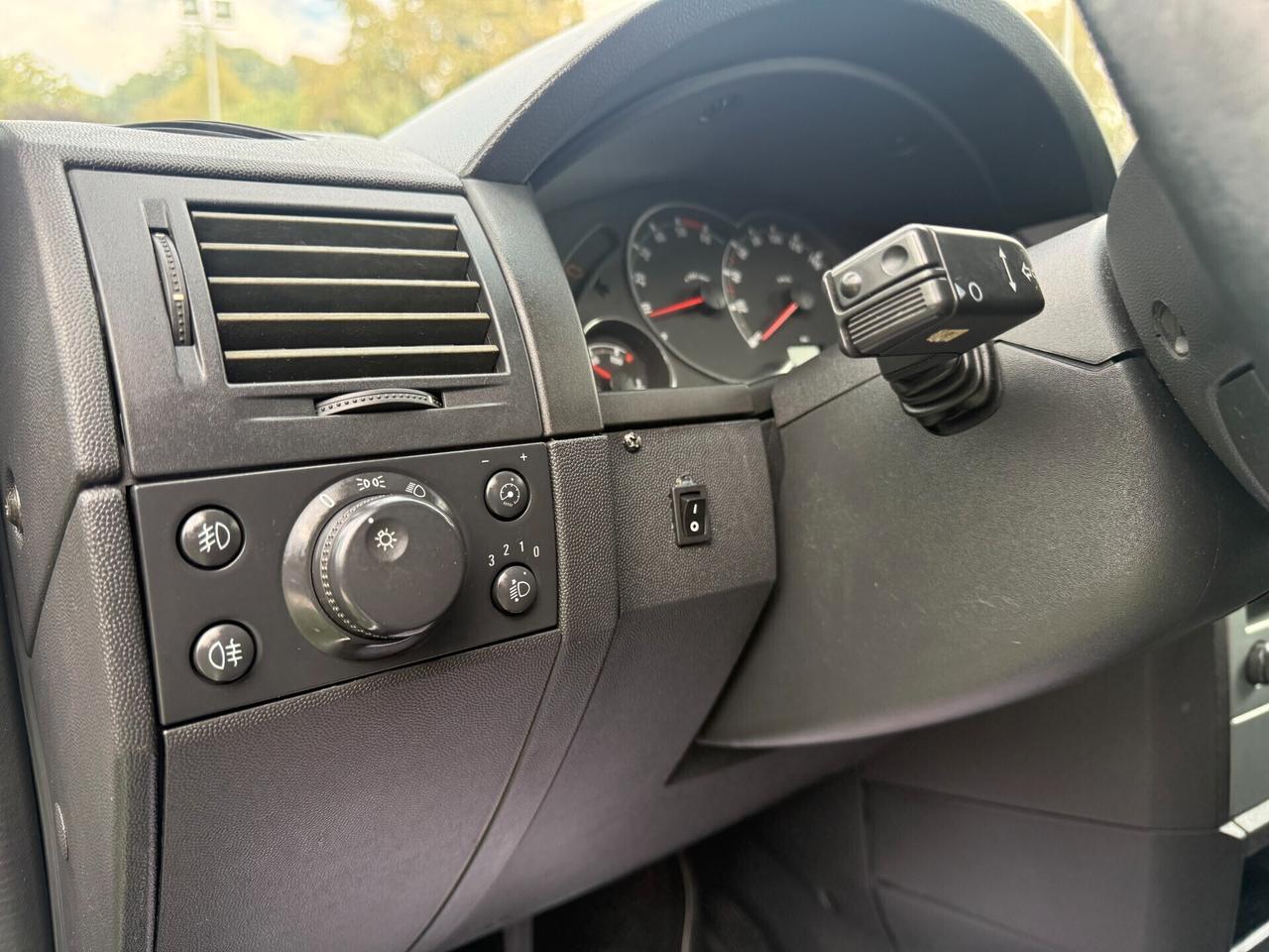 Opel Meriva 1.3 CDTI Cosmo/ 75 CV /OK NEOPATENTATI