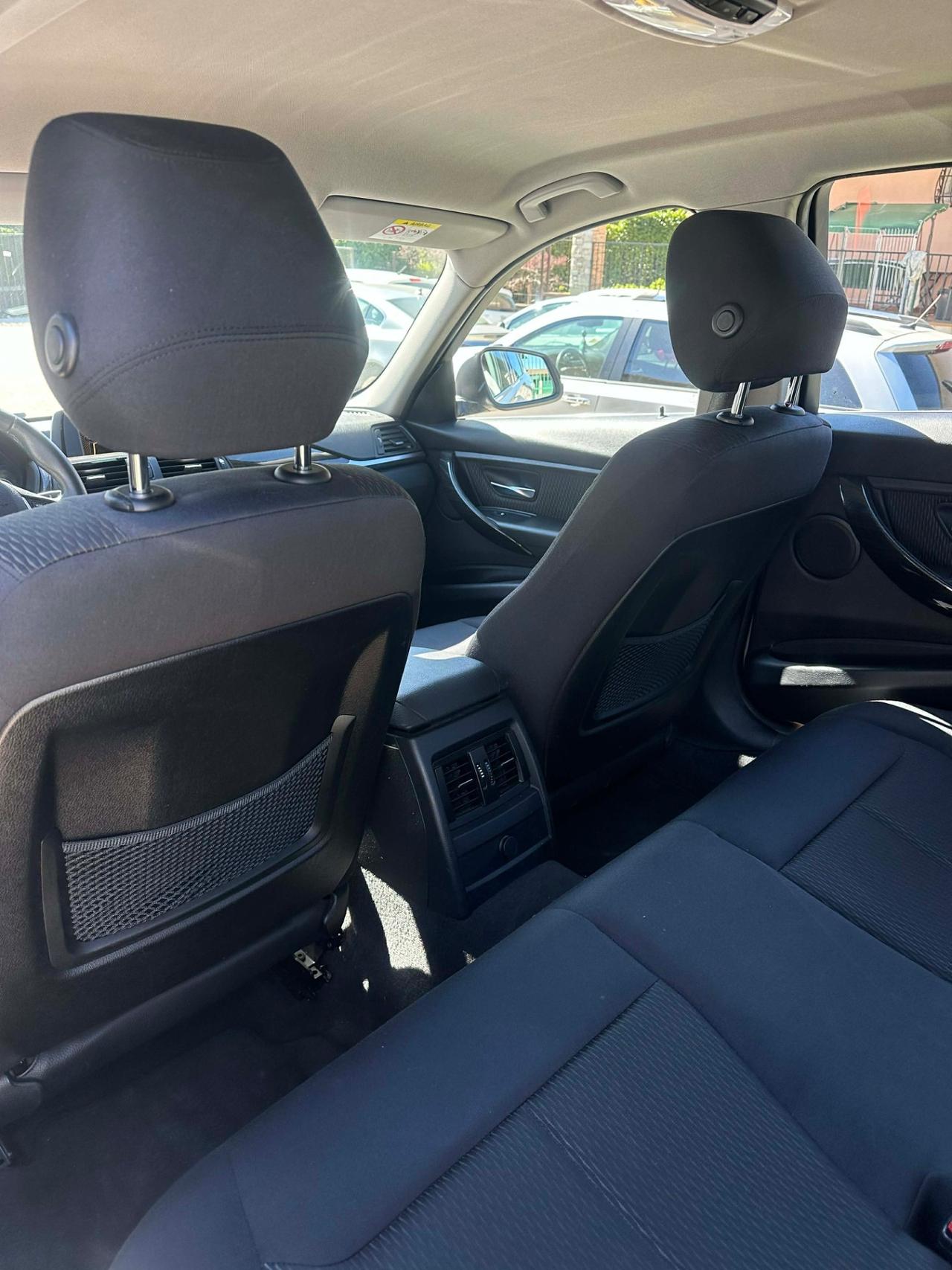 Bmw 320d LUXURY KMCERT UNICOPR KMCERT