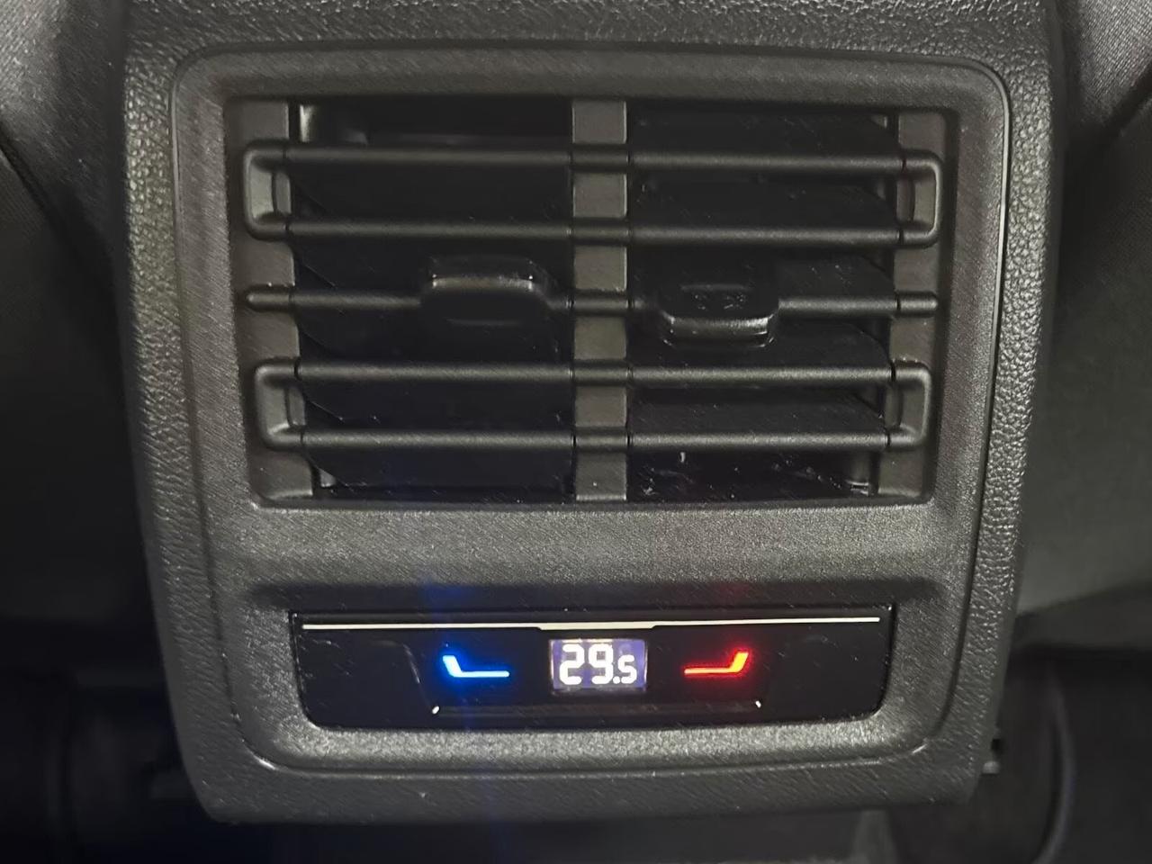 Volkswagen Golf 1.4 Plug-In Hybrid DSG GTE 245 full ,led ,