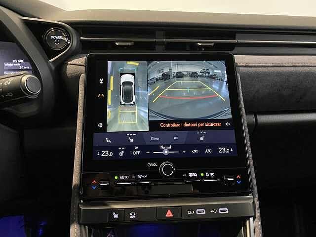 Lexus LBX Hybrid 4WD Cool