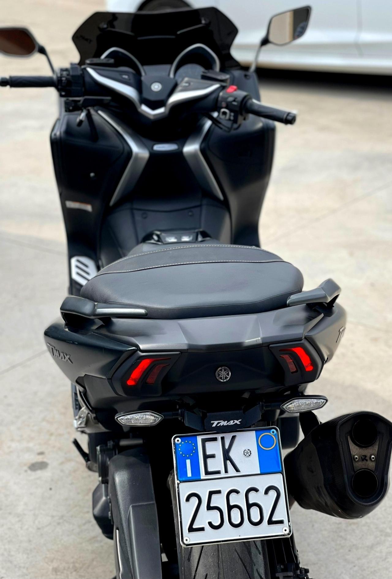 Yamaha T-Max Sx 530 2018