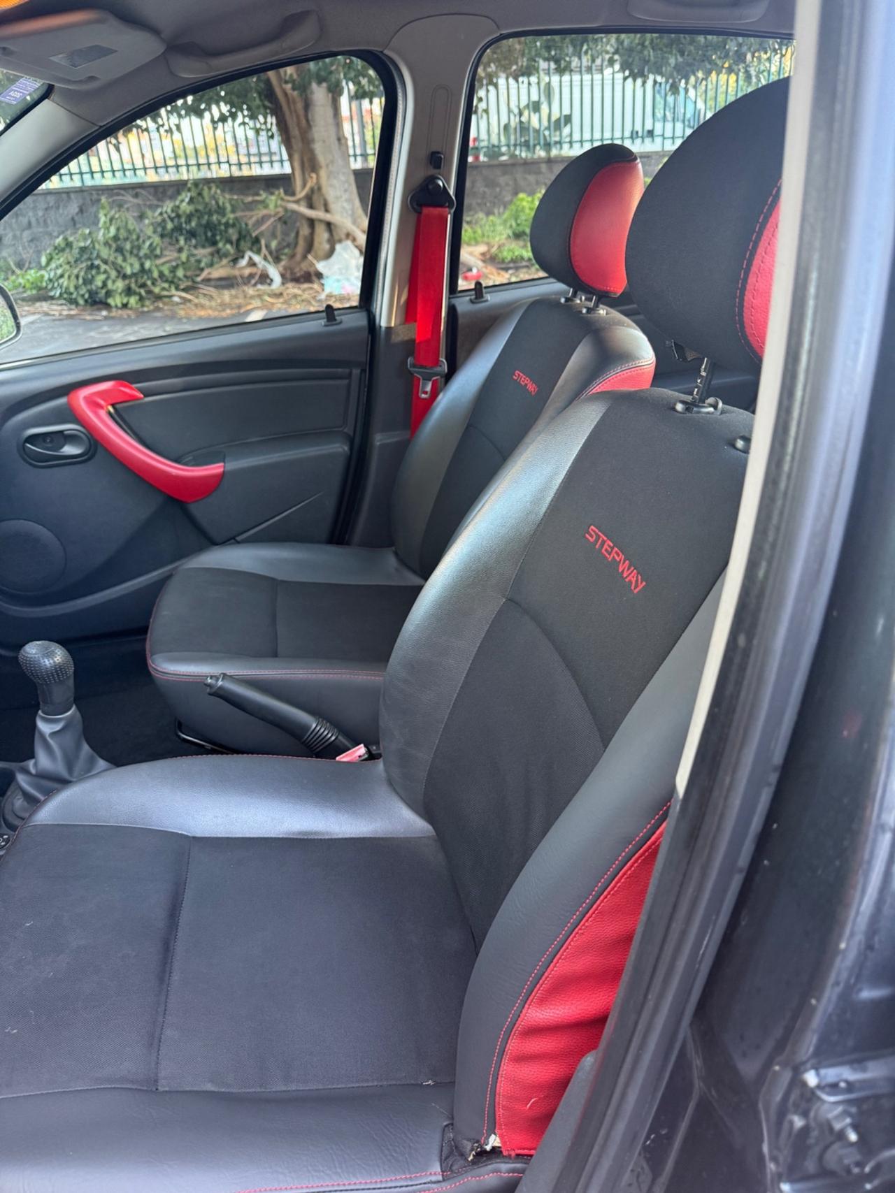 Dacia Sandero Stepway 1.6 8V GPL 85CV