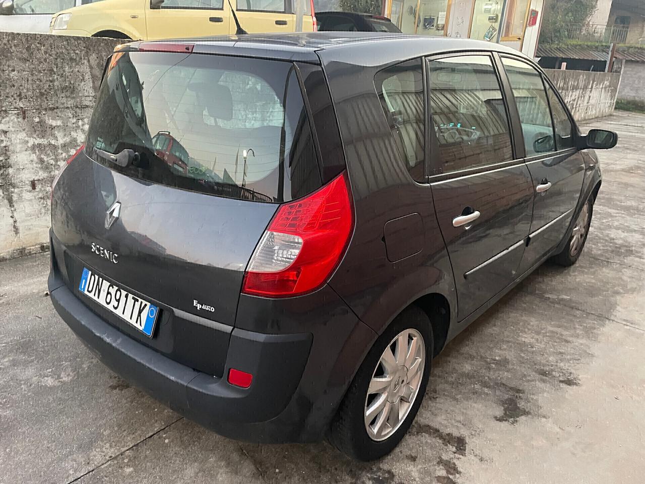 Renault Scenic Scénic 1.5 dCi