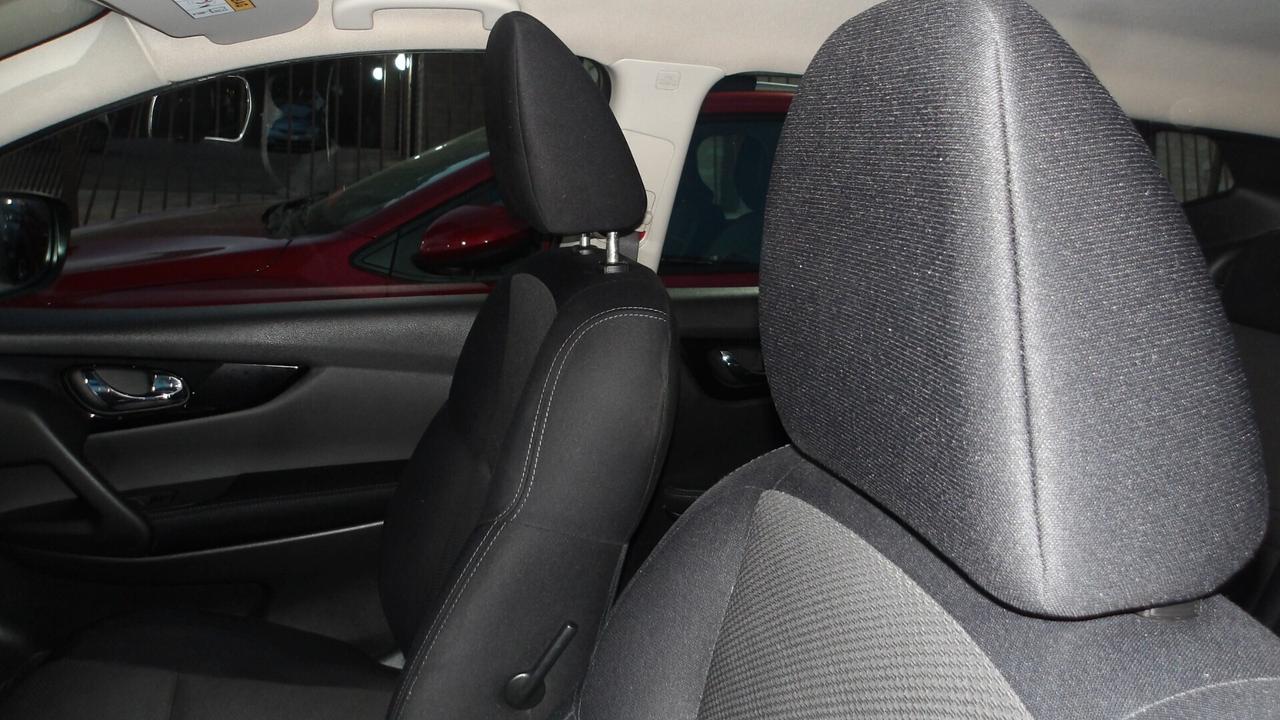 NISSAN QASHQAI 1.6 DCI 4WD-RETROC-PREZZO PROMO!