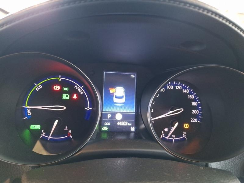 TOYOTA C-HR 1.8H 98CV E-CVT Business