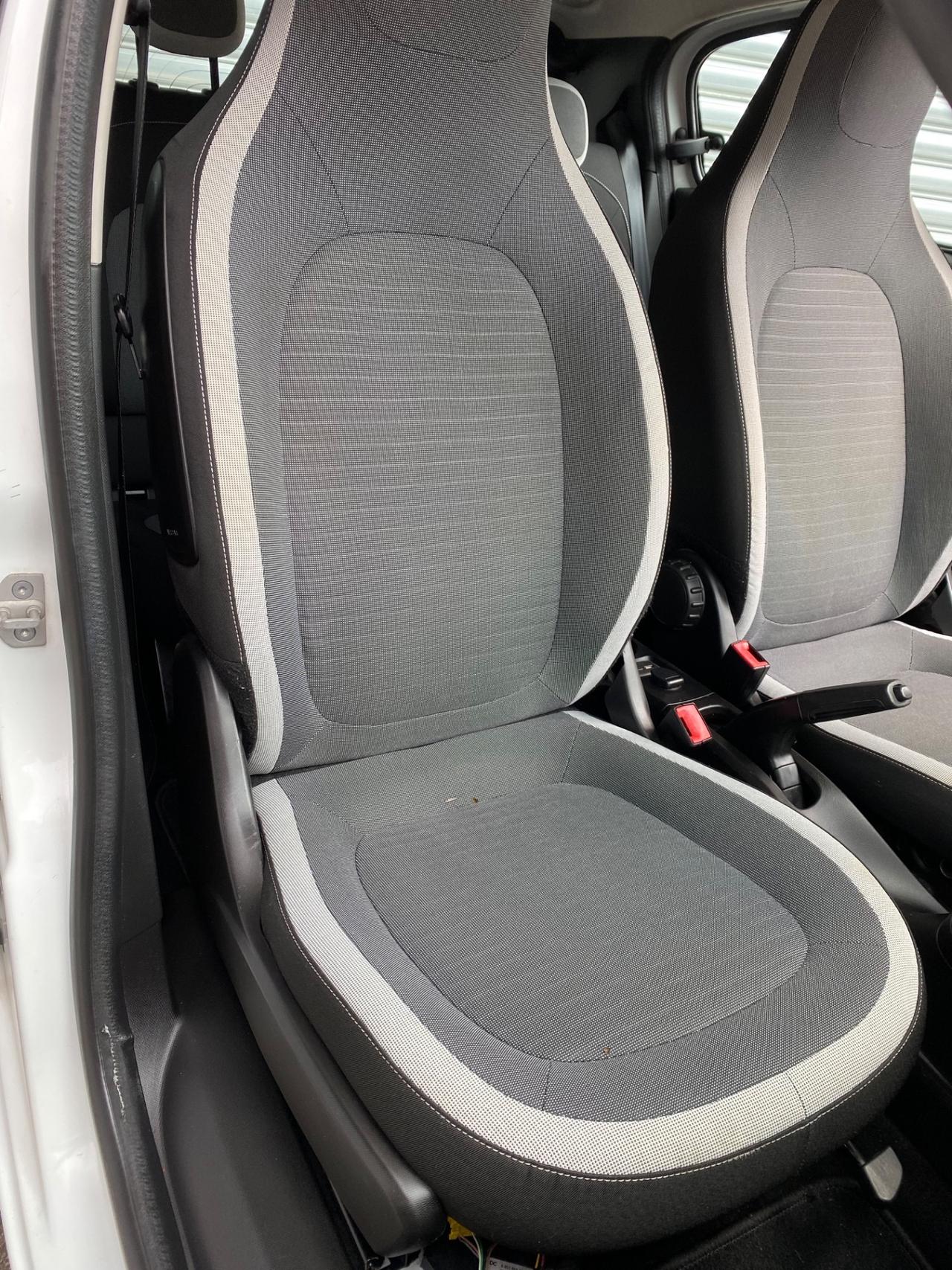 Renault Twingo 1.0 SCe 70cv “Lovely”(SUPER FULL)