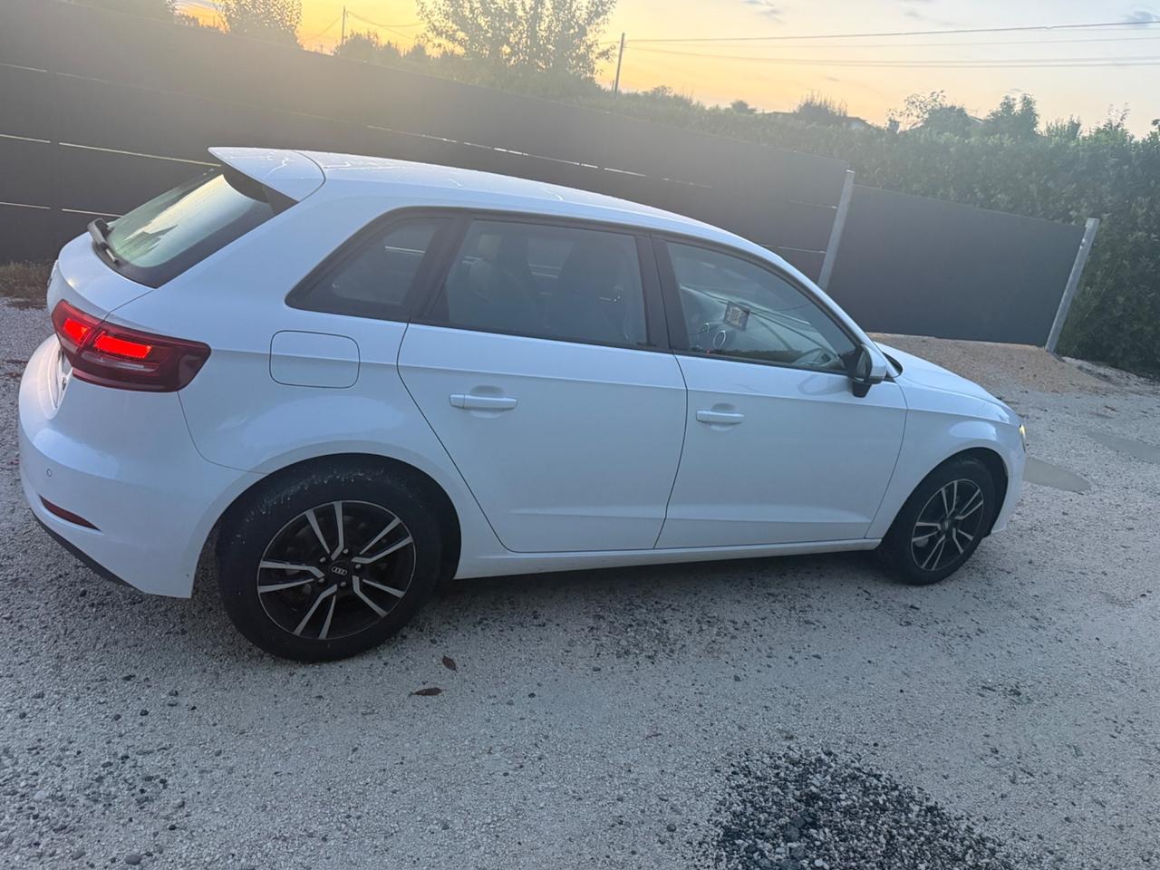 Audi A3 SPB 2.0 TDI S tronic Sport