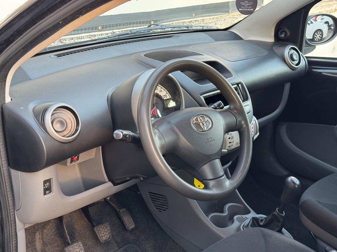 Toyota Aygo 1.0 12V VVT-i 5 porte