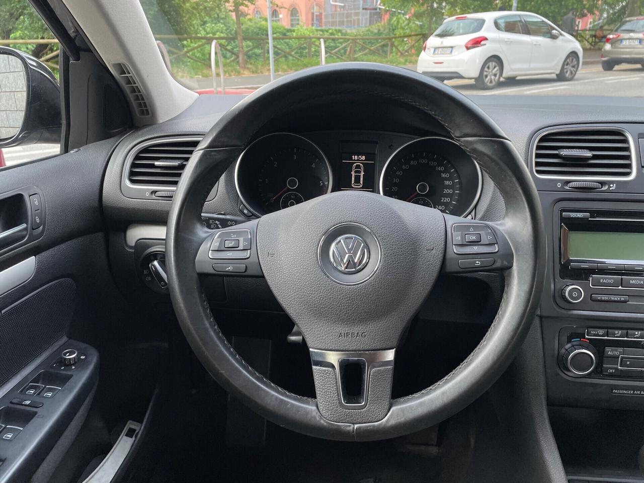 VW Golf Variant 2.0 TDI Highline/1PROP/GARANZIA