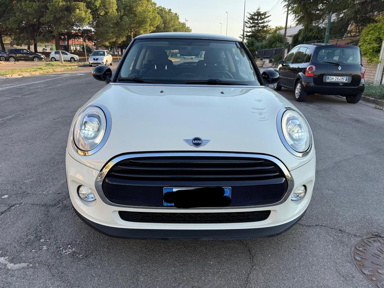 Mini 1.5 Cooper D Business XL