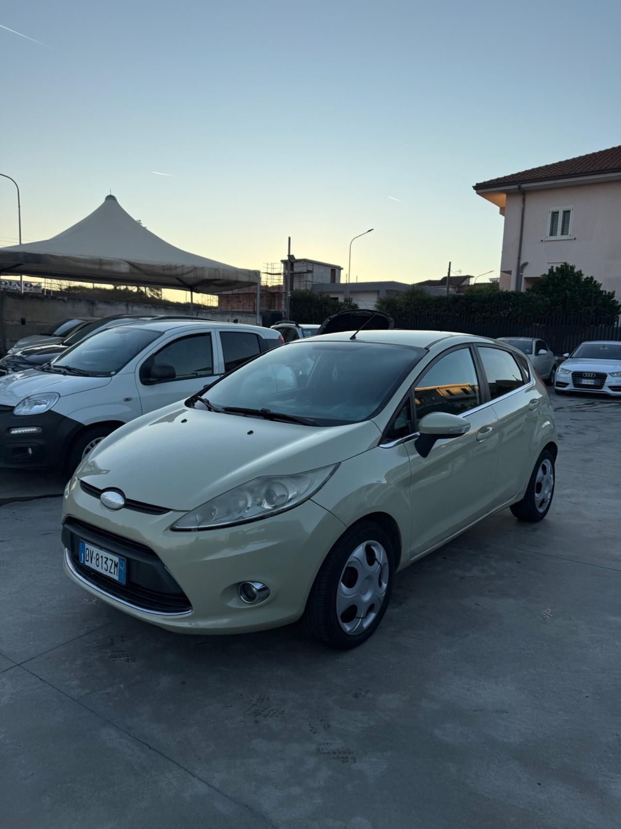 Ford Fiesta 1.4 TDCi 5p. Titanium