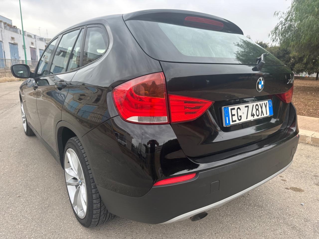 Bmw X1 2.0 xDRIVE 18d DIESEL 2011 - CAMBIO AUTOMATICO