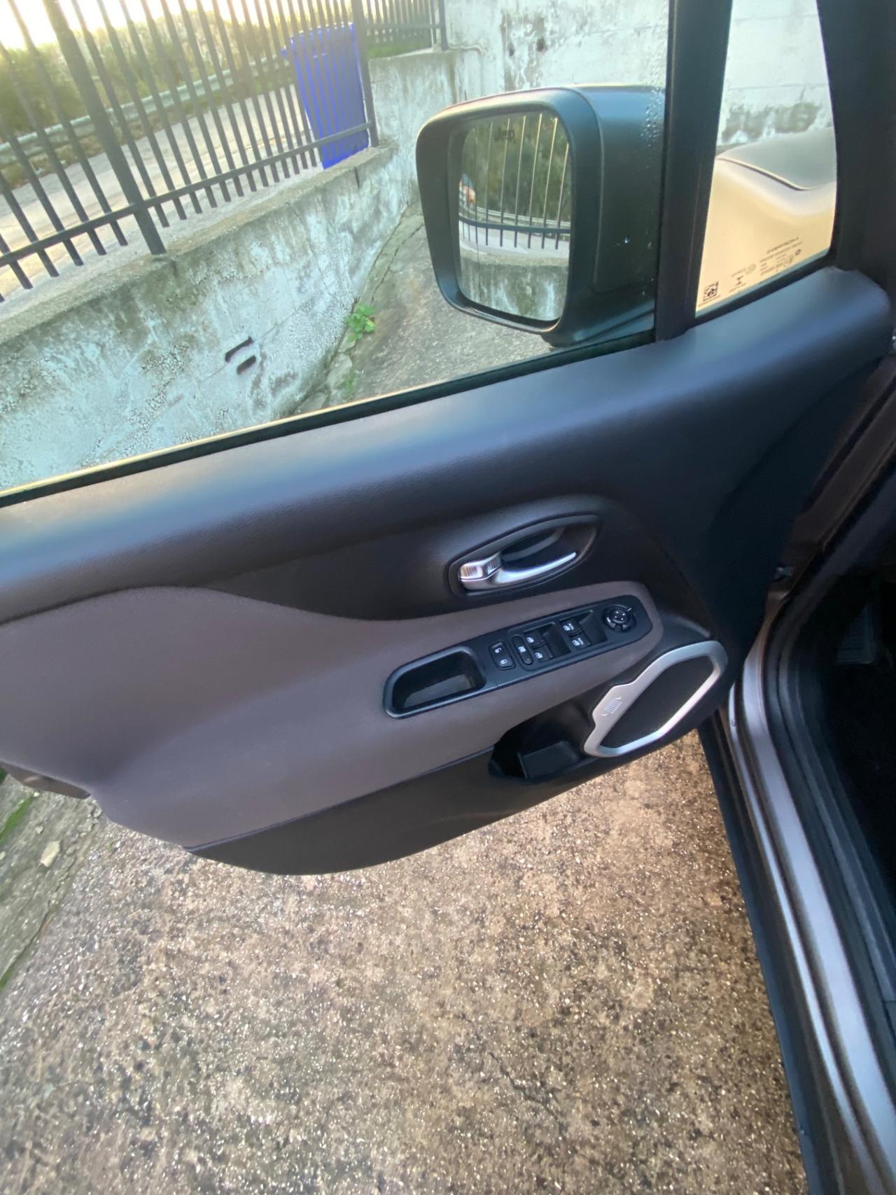 Jeep Renegade 2.0 Mjt 4WD Active Drive Sport