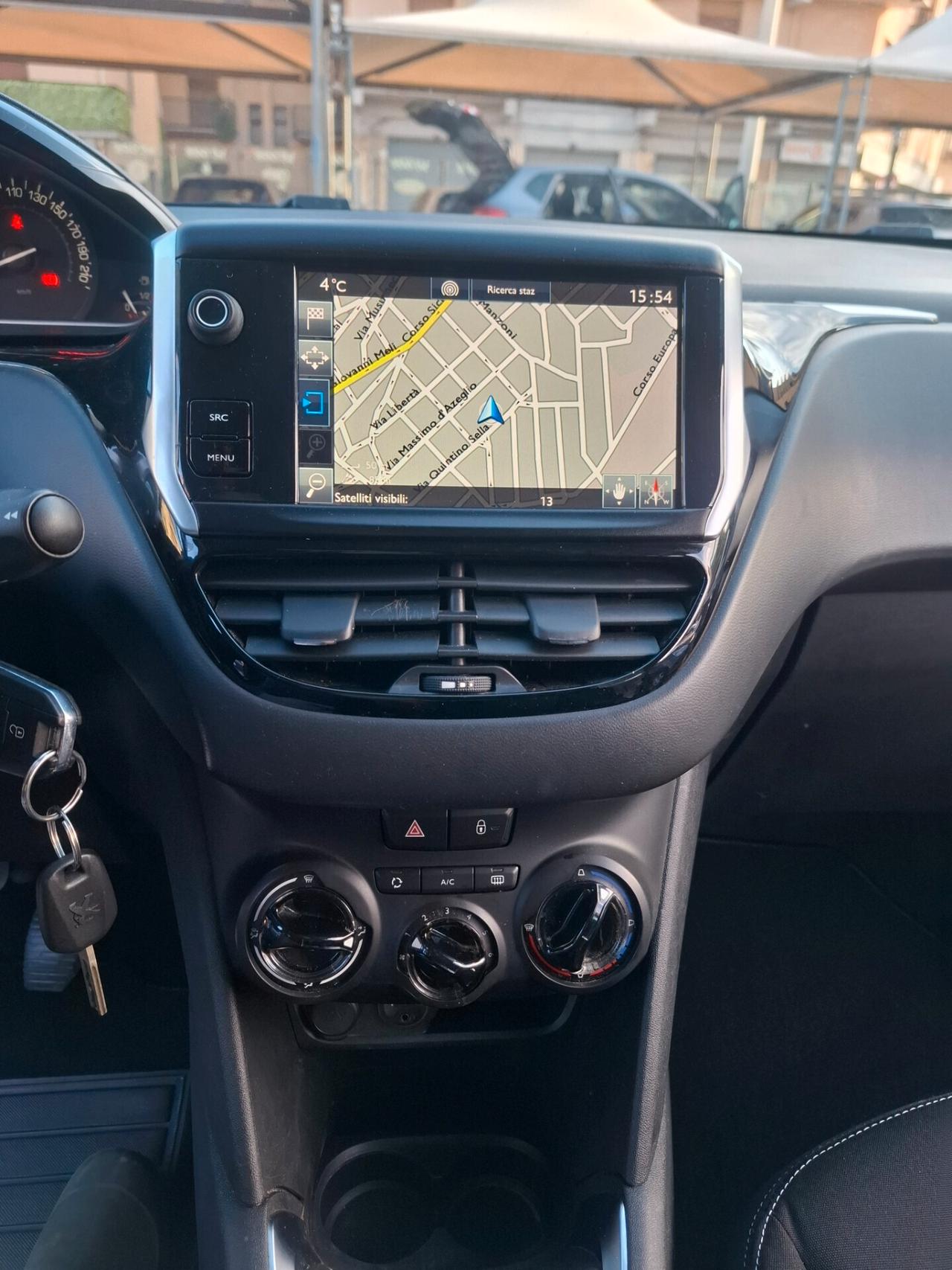 Peugeot 208 - 1.6 HDi Navi|Clima|Sensore 2017