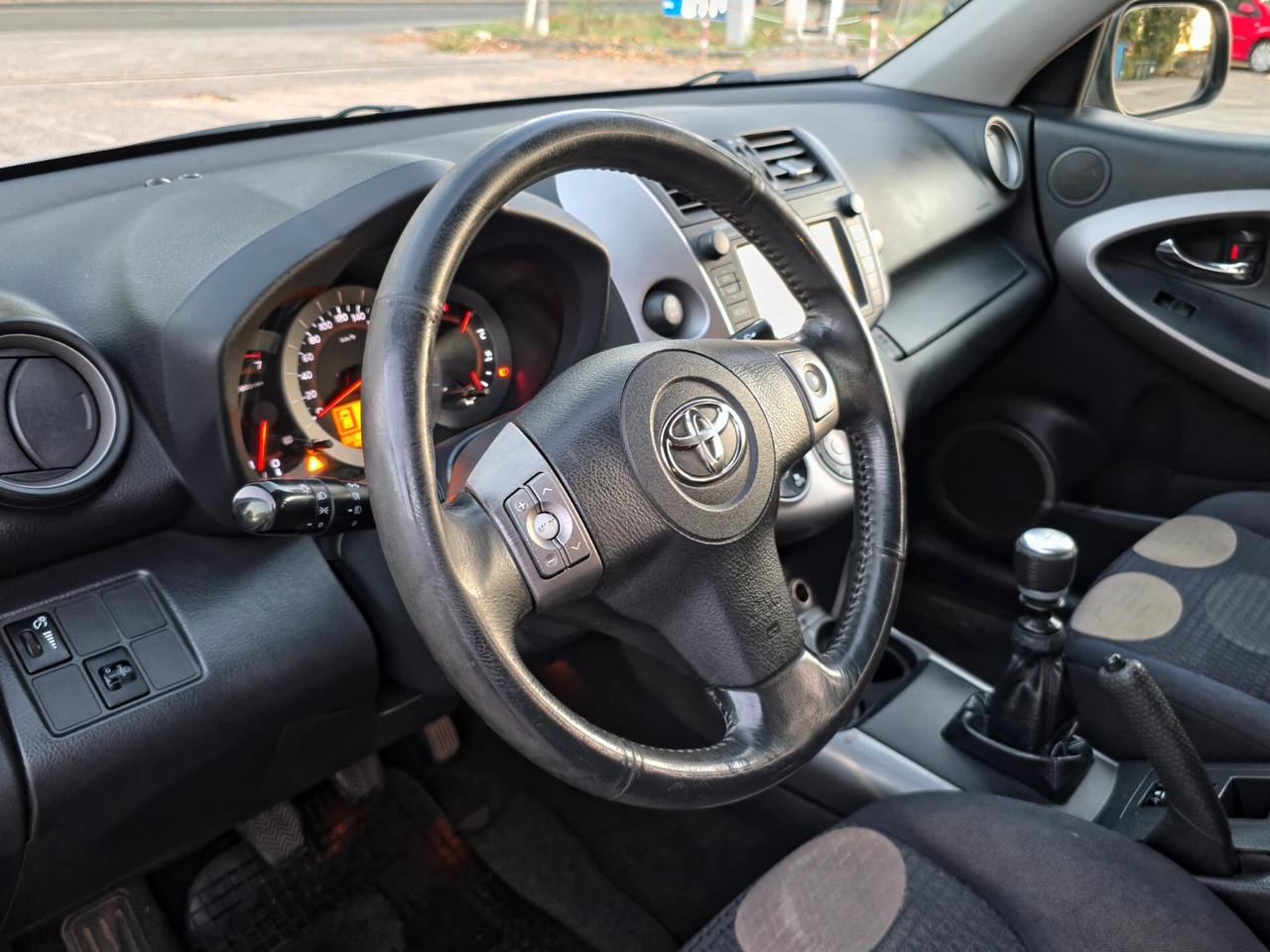 Toyota RAV 4 RAV4 Crossover 2.2 D-4D 150 CV DPF Sol E4 4x4 Manuale 2009