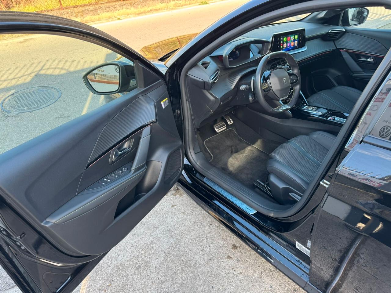 Peugeot 208 100cv Automatica GT