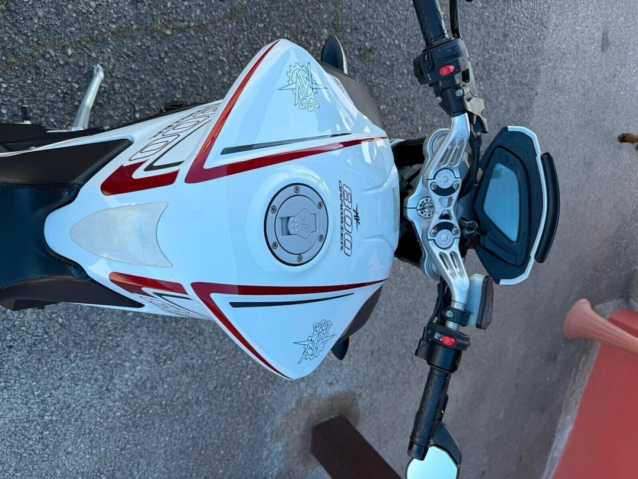 Mv Agusta brutale 800 dragster permuta auto/moto