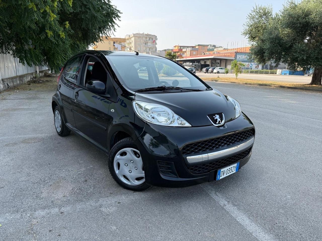 Peugeot 107 1.0 68CV 130mila KM Super Full 2010