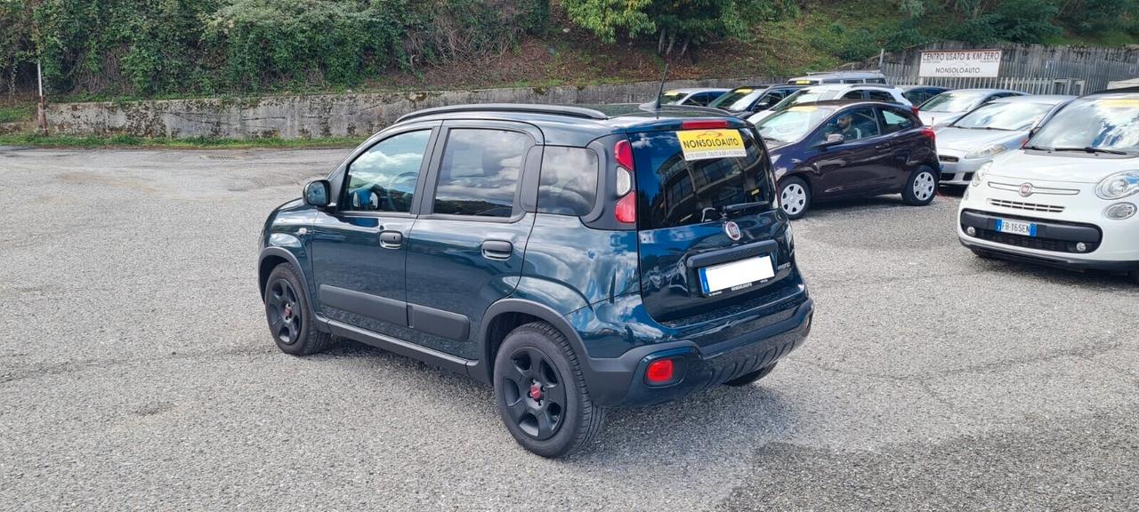 Fiat PANDA CROSS 1.0 FireFly Hybrid -9/23-km 7700