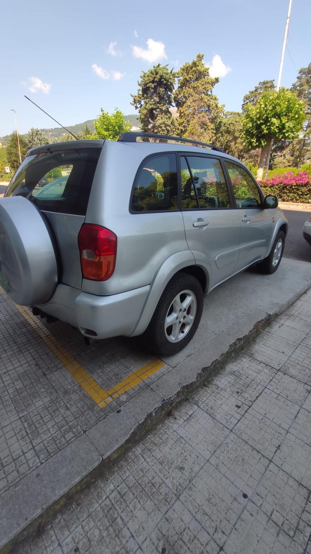 Toyota RAV 4 RAV4 2.0 Tdi D-4D cat 5 porte