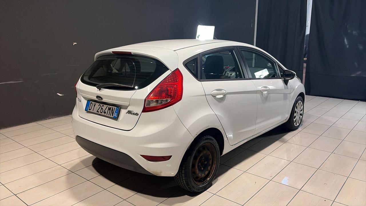 FORD FIESTA DEL 2009 1400 BENZINA GPL FINO AL 2029
