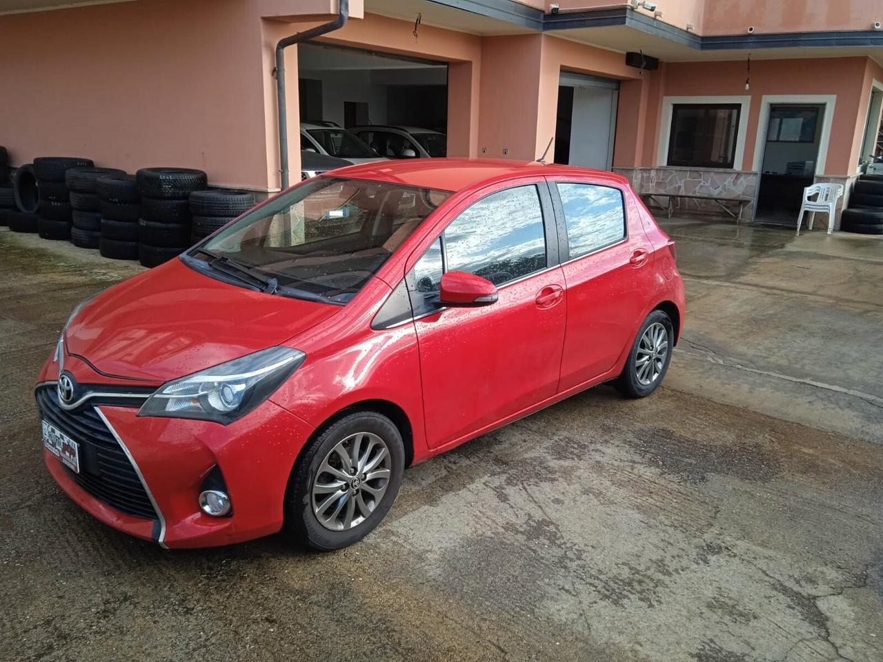 Toyota Yaris 1.4 D-4D 5 porte Lounge