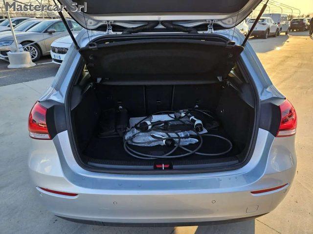 MERCEDES-BENZ A 250 e eq-power Business Extra auto - GC736ZY