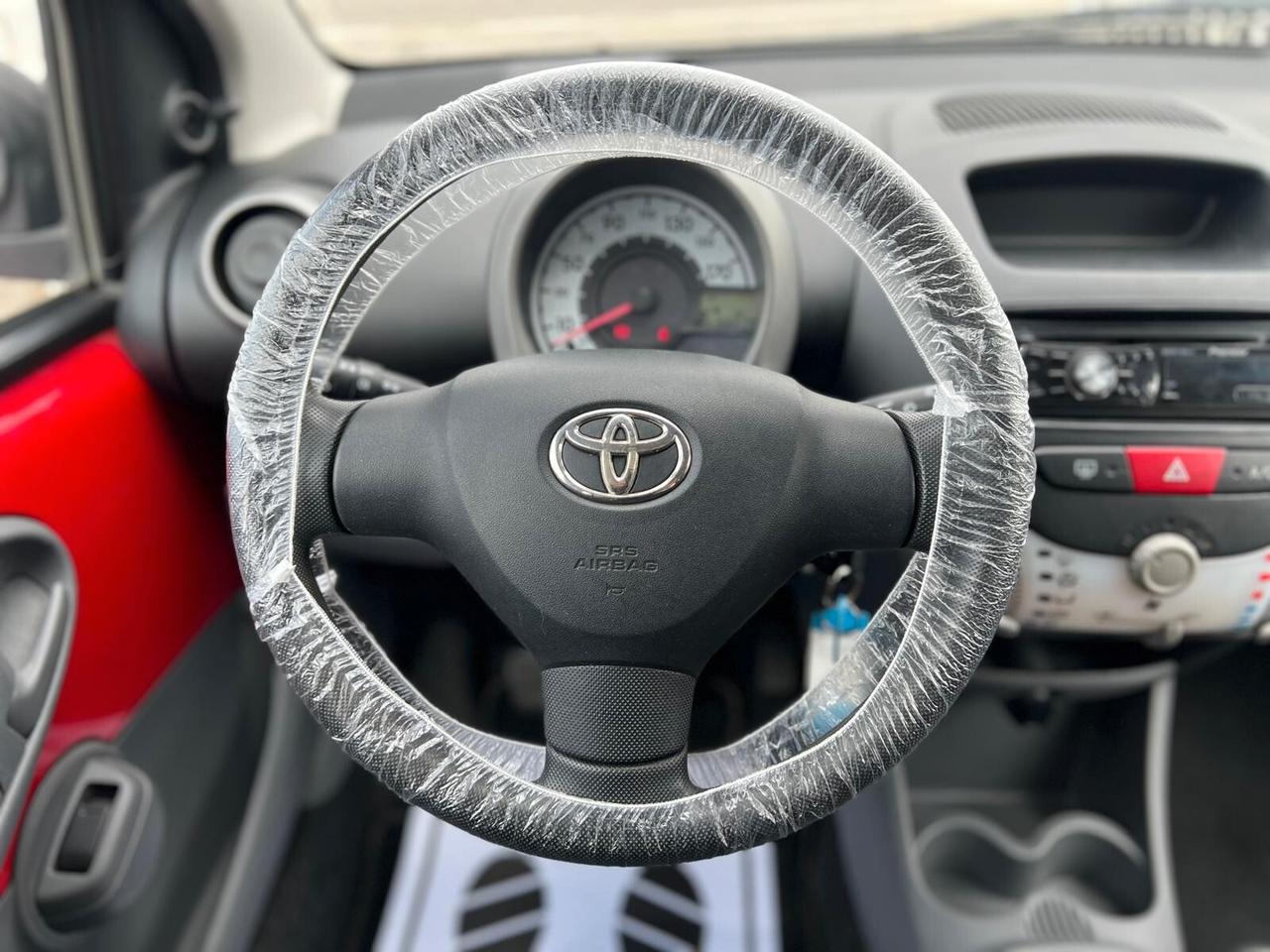 Toyota Aygo 1.0 12V VVT-i 5 porte Now