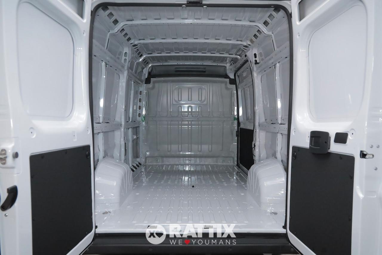Peugeot Boxer 335 2.2 BlueHDI 140CV Premium L2H2 (IVA ESCLUSA)