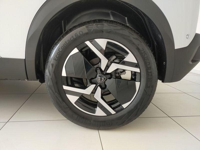 Peugeot 2008 Hybrid 136 e-DCS6 Allure + Vision & Drive KM0