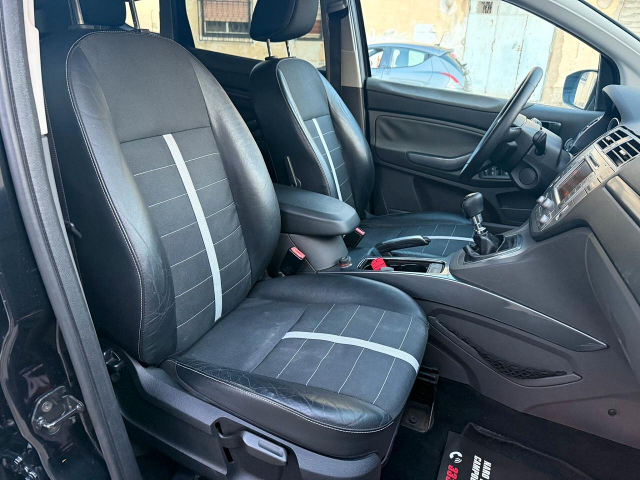 Ford Kuga 2.0 TDCi 163 CV 4WD Titanium