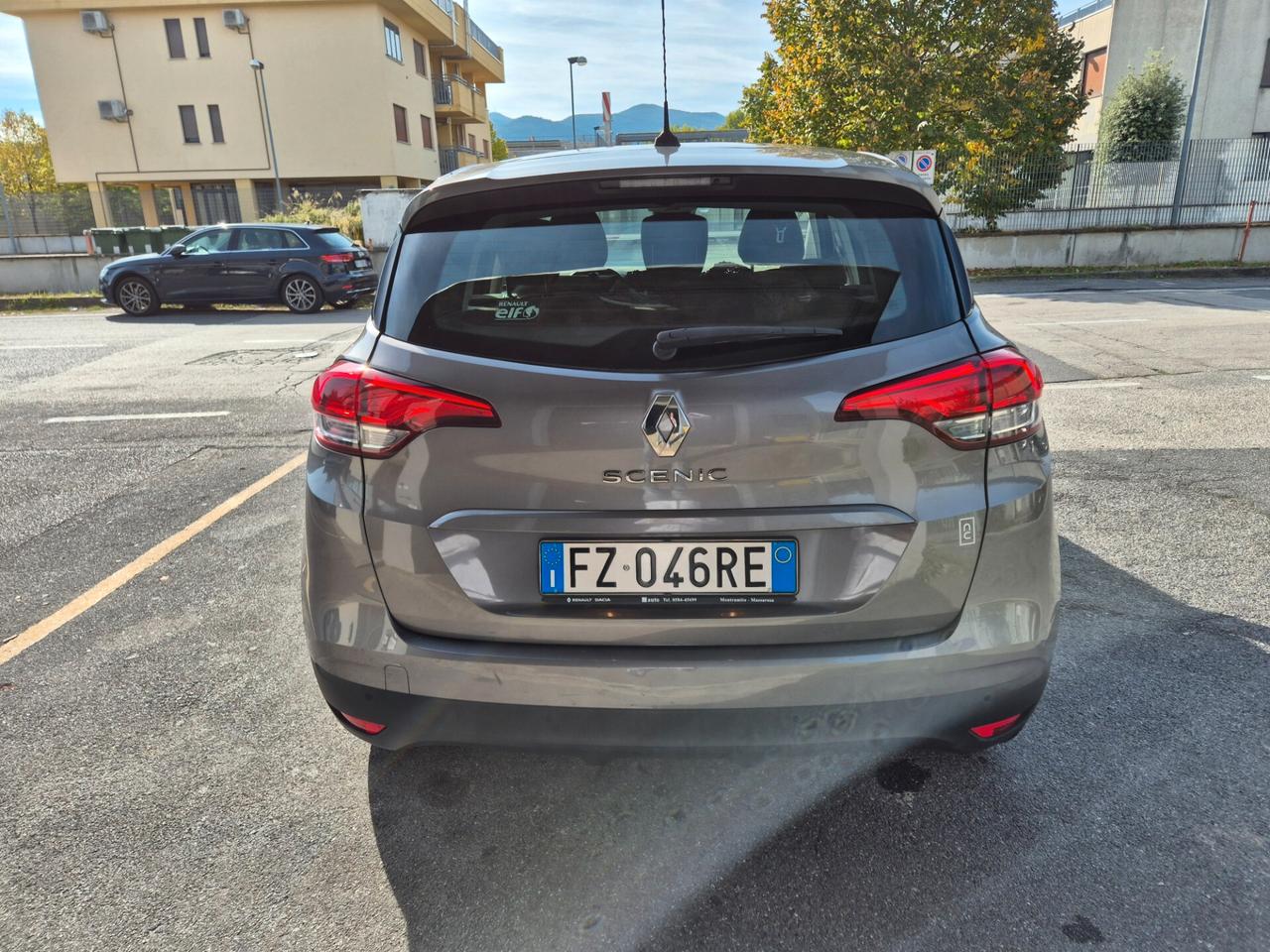 Renault Scenic Scénic TCe 140 CV EDC FAP Intens