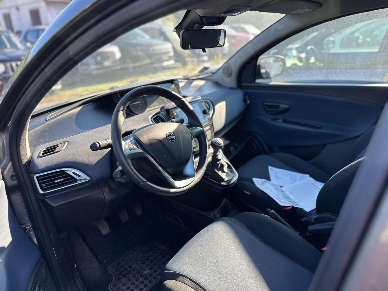 LANCIA Ypsilon III 2021 - Ypsilon 1.0 firefly hybrid Platino s&s 70cv