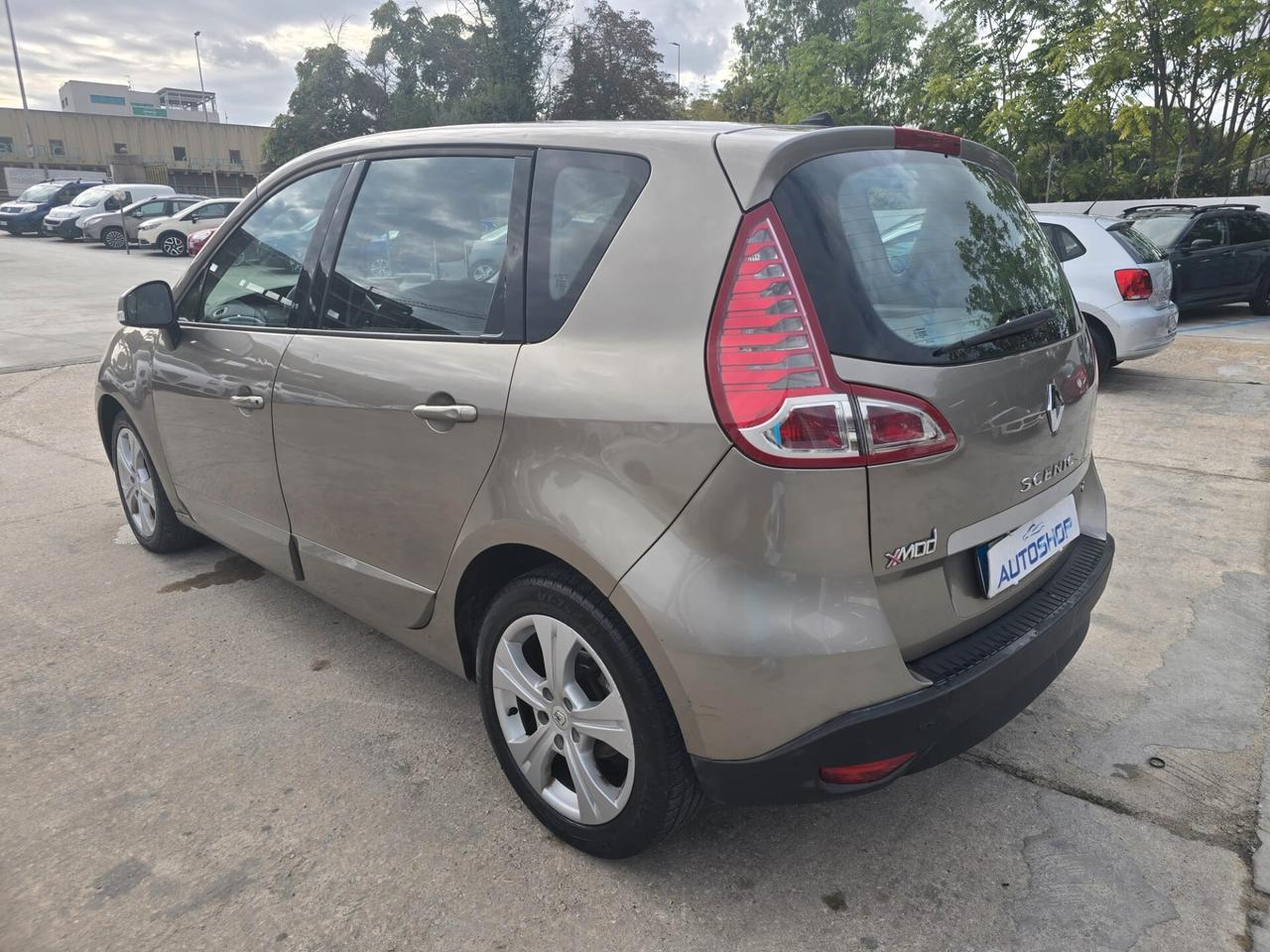 Renault Scenic Scénic X-Mod 1.5 dCi 110CV Luxe