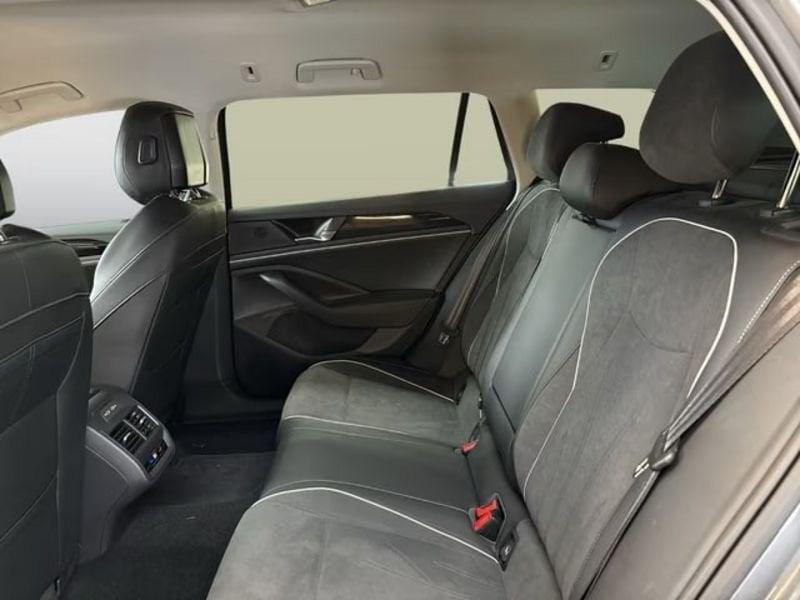 Volkswagen Passat Variant 2.0 TDI SCR EVO 110kW Business DSG LED NAVI ACC 360 CAMERA GANCIO TRAINO