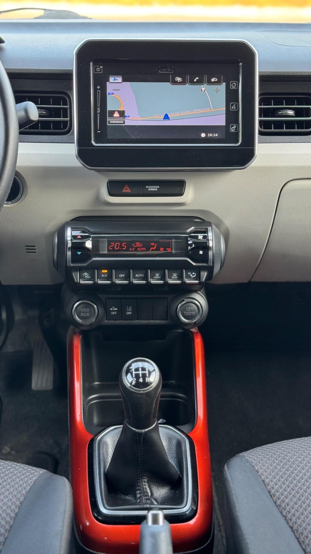 Suzuki Ignis 1.2 Hybrid Top
