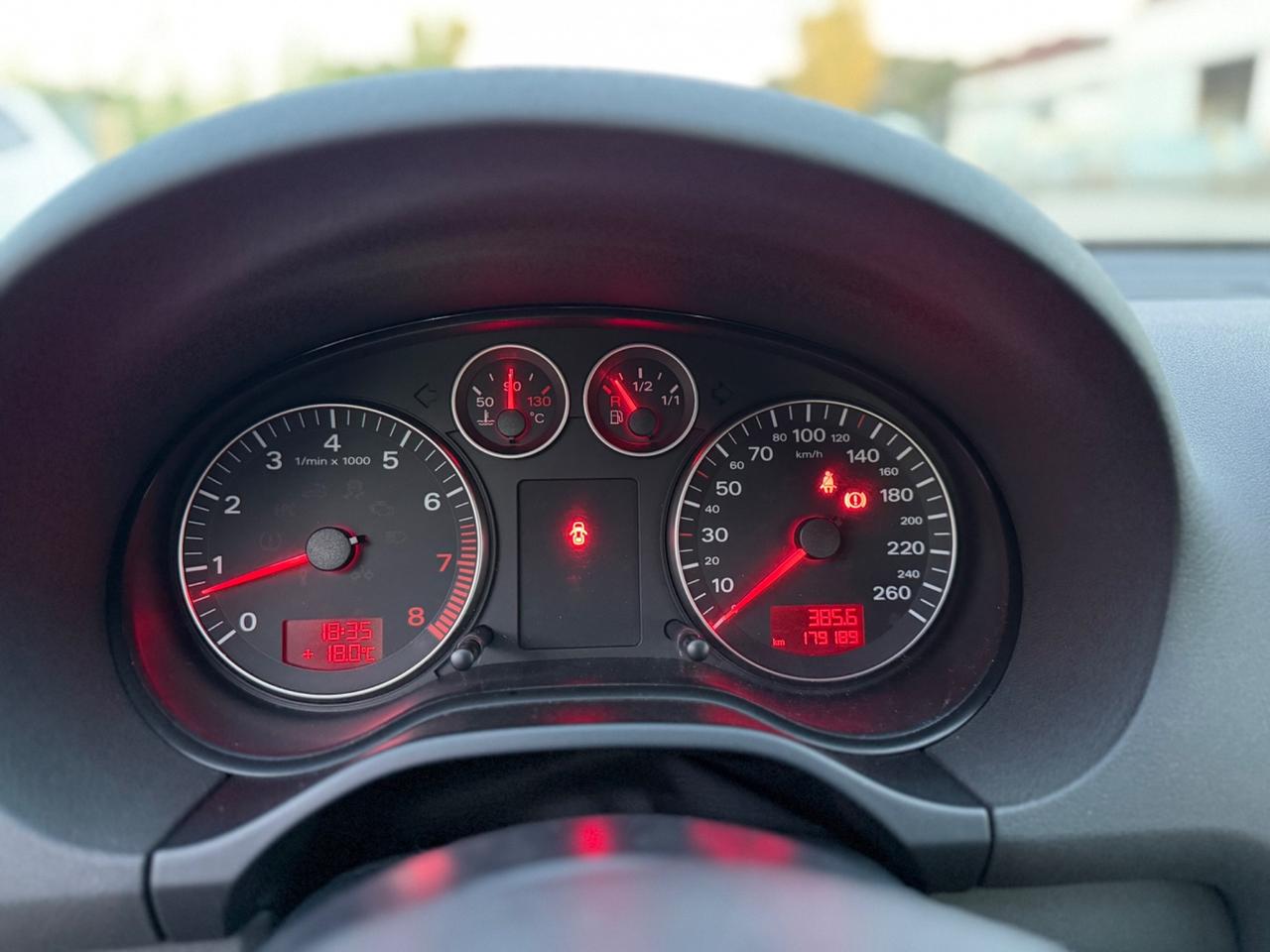 Audi A3 SPB 1.6 16V FSI Ambition