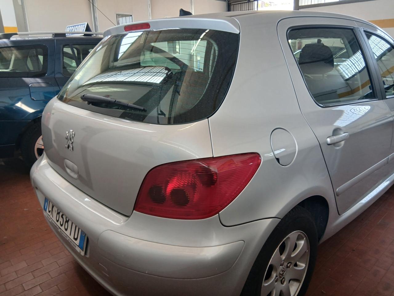 Peugeot 307 1.6 16V 5p. XSI