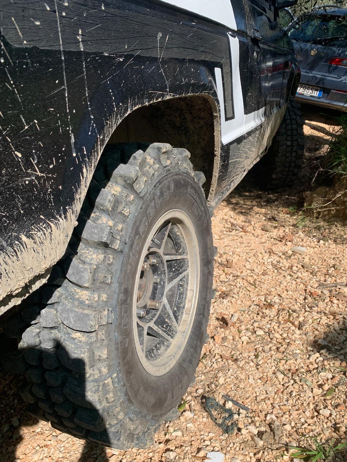 Mitsubishi Pajero 2.5 TDI Metal-top