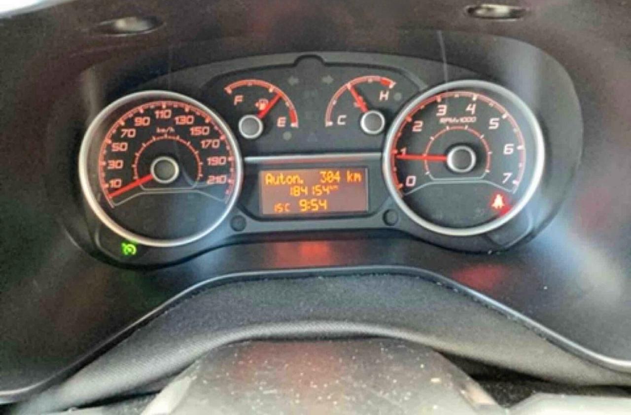 FIAT DOBLO' 1.6mjt AUTOCARRO 5 POSTI