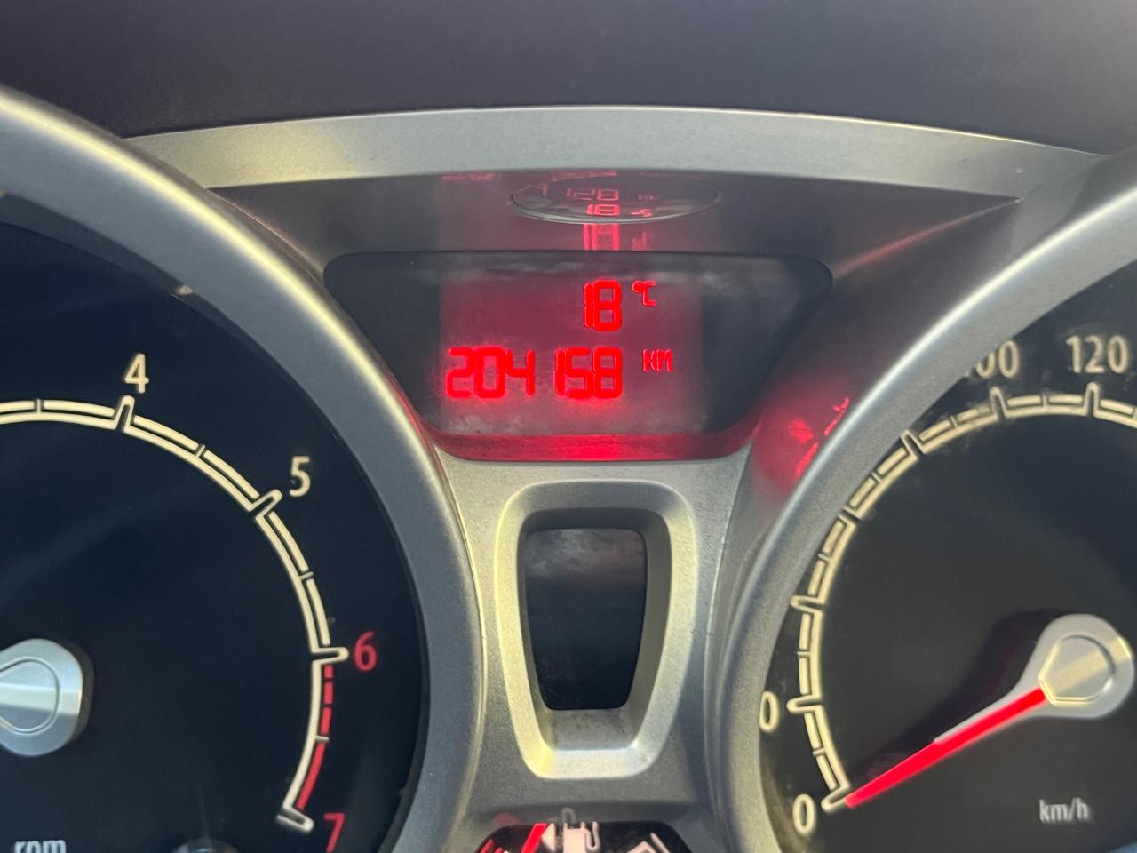 Ford Fiesta - 1.4 - 3 porte Bz.- GPL Titanium - Anche per neopatentati